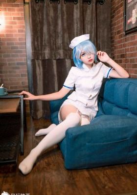 国产老狼久久久久精品小说_在线观看免费版