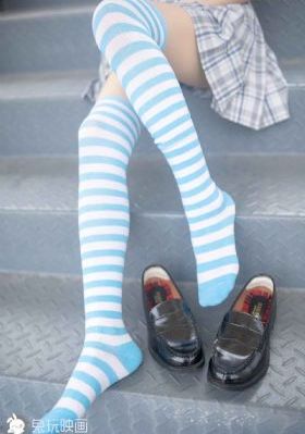 欧美冬季儿童街拍_BD英语电影免费在线